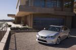 Lexus ES300h 2012 года